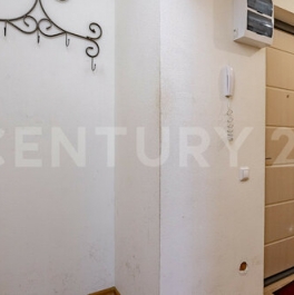 Продажа 2-комн квартиры на вторичном рынке Муринская дор,  д. 16 к1
