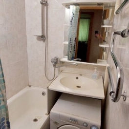 Продажа 2-комн квартиры на вторичном рынке Наримановская улица,  д. 34
