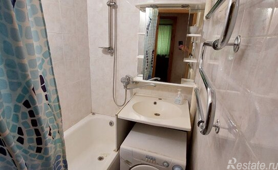 Продажа 2-комн квартиры на вторичном рынке Наримановская улица,  д. 34