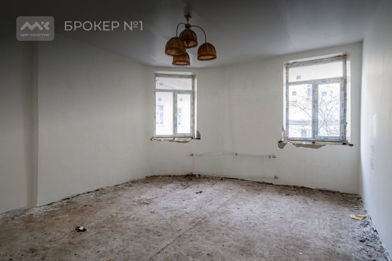Продажа 2-комн квартиры на вторичном рынке Литейный проспект, 15