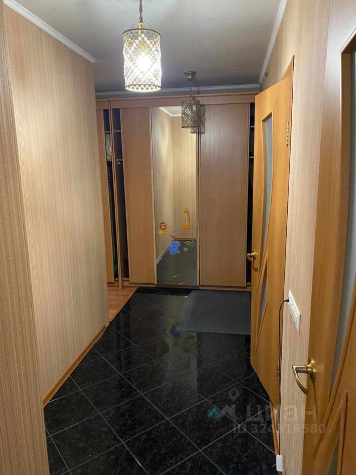 Аренда 3-комн квартиры на вторичном рынке Королев, проспект Космонавтов, 27а