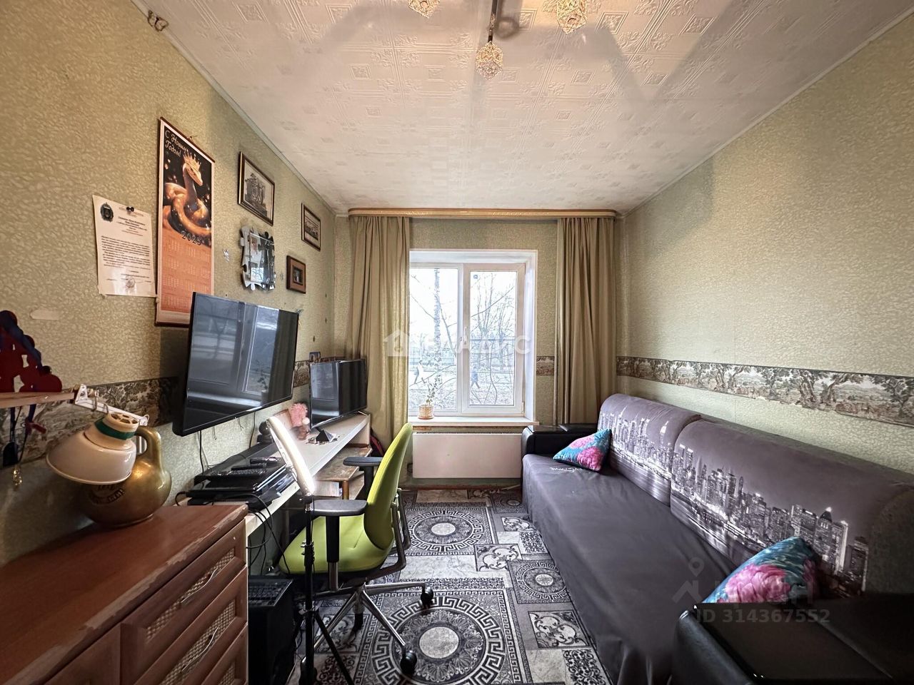 Продажа 3-комн квартиры на вторичном рынке Дзержинский, улица Ленина, 24