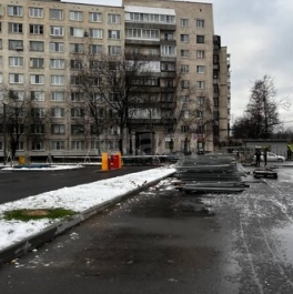 Продажа 3-комн квартиры на вторичном рынке Богатырский пр-кт,  д. 3,  к. 1