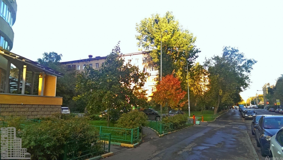 Продажа 2-комн квартиры на вторичном рынке Квесисская 2-я ул ,  д. 18