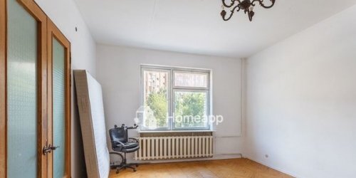 3-комн квартира 3-я Бебеля ул,  д. 3