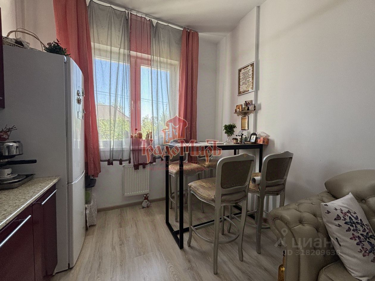 Продажа 3-комн квартиры на вторичном рынке д. Болтино, улица Баздырева, 11