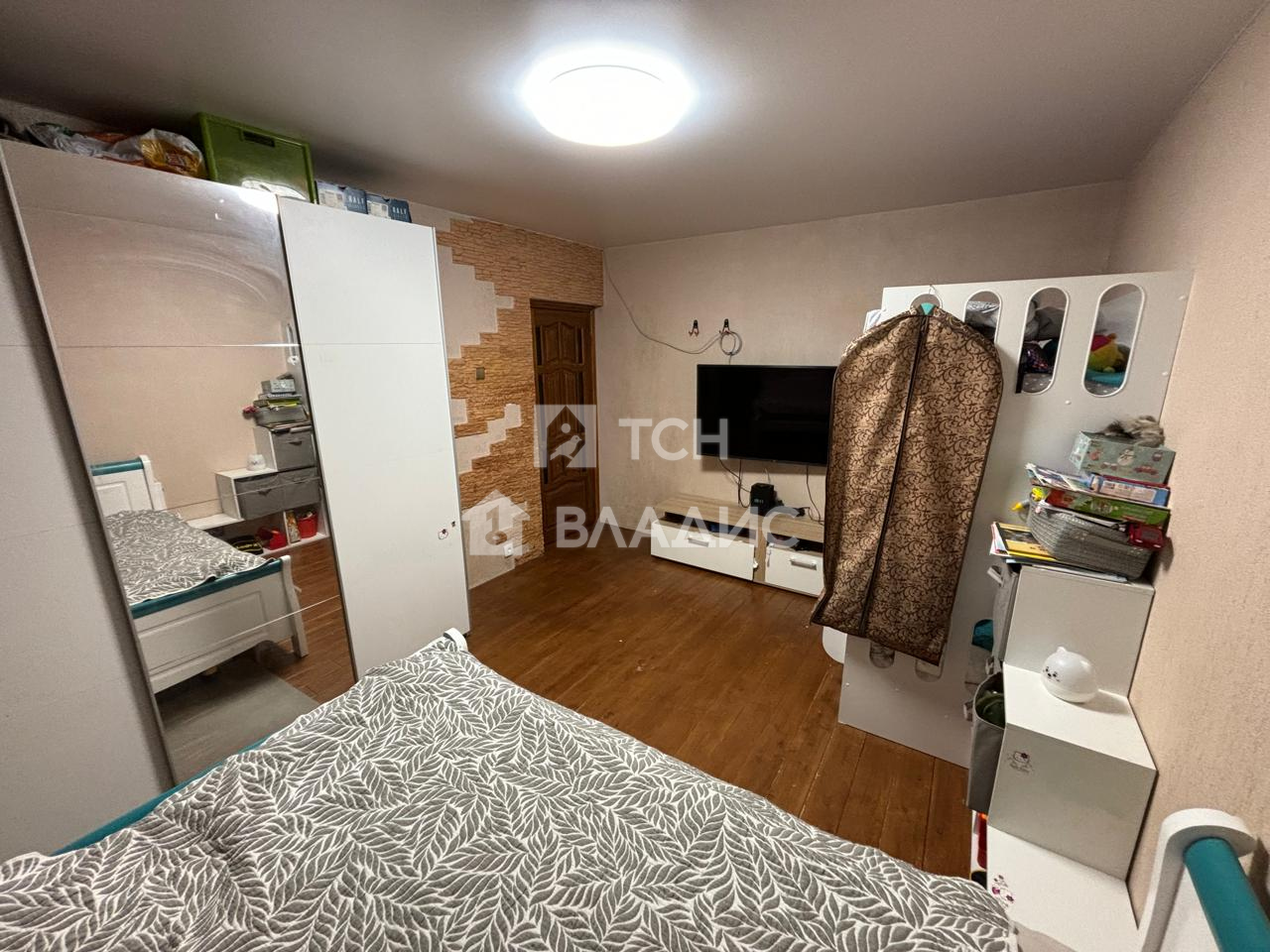 Комната улица Сталеваров, 10к3