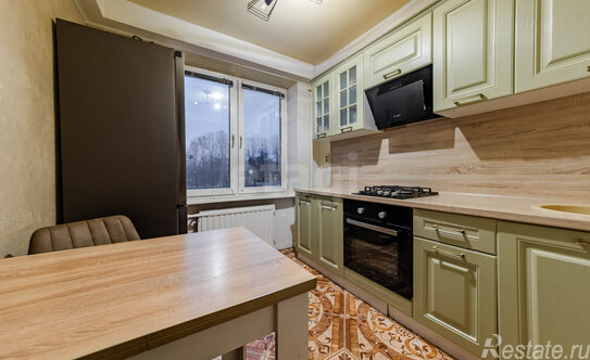 Продажа 1-комн квартиры на вторичном рынке Луначарского пр-кт,  д. 82 к1