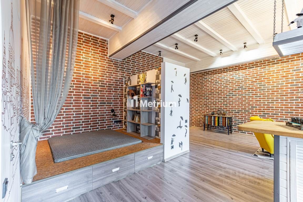 Продажа 1-комн квартиры на вторичном рынке Комсомольский проспект, 42С2