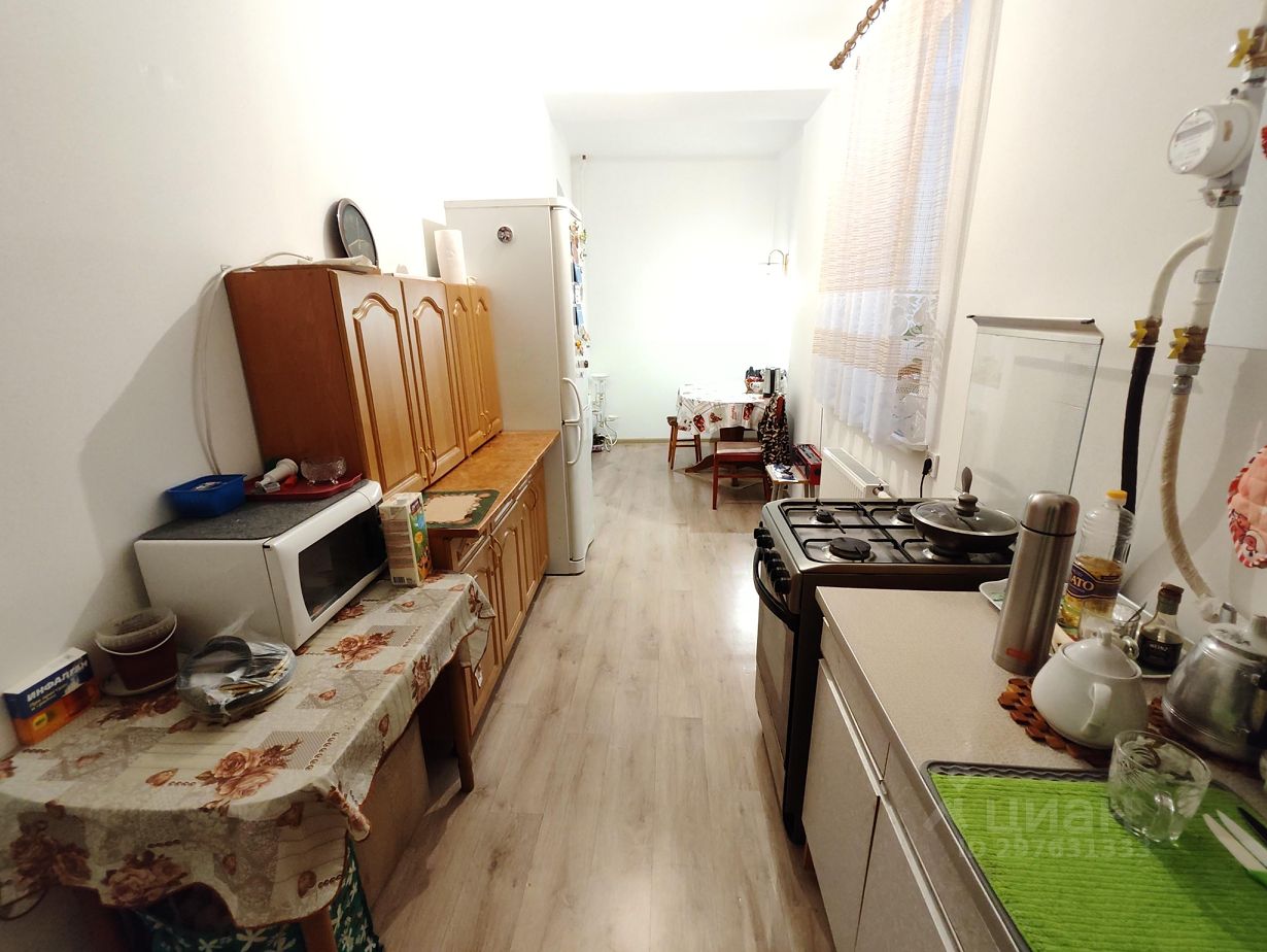 Продажа 3-комн квартиры на вторичном рынке Чкаловский проспект, 28