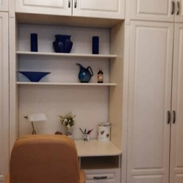 Продажа 2-комн квартиры на вторичном рынке Новозаводская улица,  д. 8