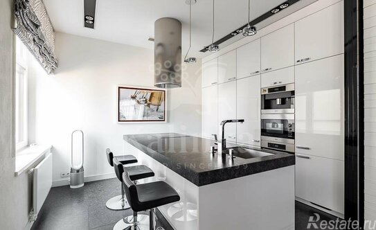 Продажа 3-комн квартиры на вторичном рынке Озерковская набережная,  д. 52А