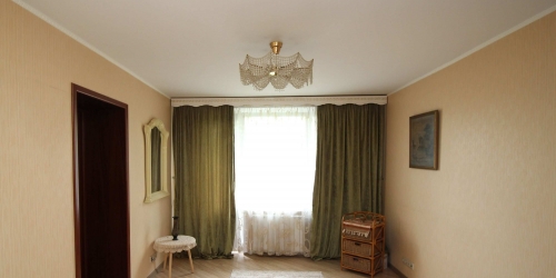 2-комн квартира Уржумская ул,  д. 3,  к. 3