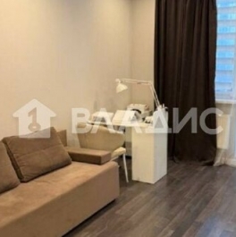 Продажа 1-комн квартиры на вторичном рынке улица Лётчика Ульянина,  д. 7