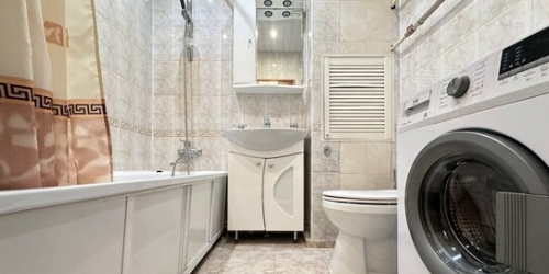 1-комн квартира улица Лескова,  д. 15