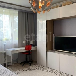 Продажа 3-комн квартиры на вторичном рынке Ленская улица,  д. 28