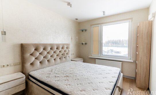 Продажа 2-комн квартиры на вторичном рынке Красный Посёлок, улица Фадеева,  д. 23