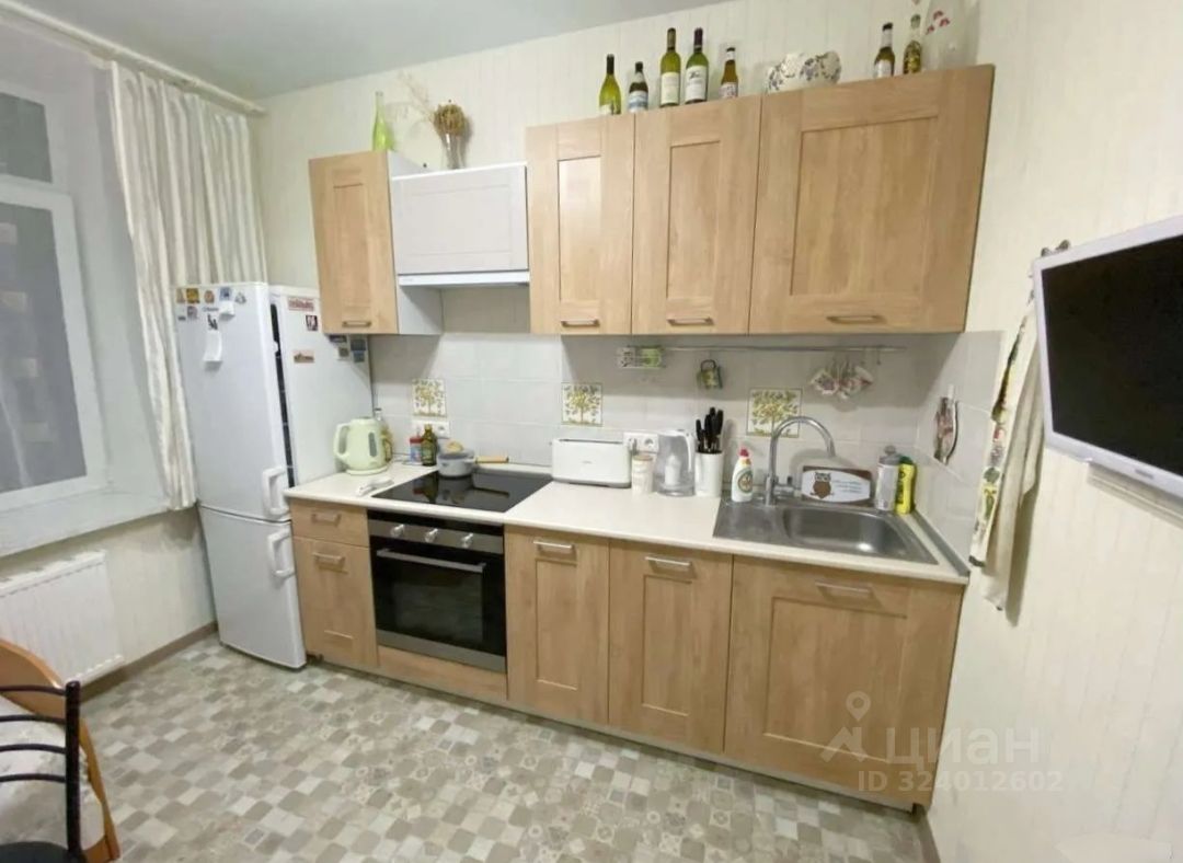 Аренда 1-комн квартиры на вторичном рынке Сабурово пгт, улица Парковая, 14