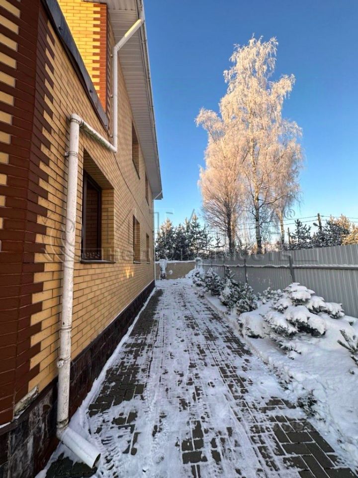 Продажа дома пос. Синявино-2, Синявино городской поселок, улица Школьная, 5А