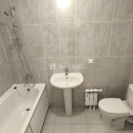 Продажа 1-комн квартиры на вторичном рынке Лодочная улица,  д. 11