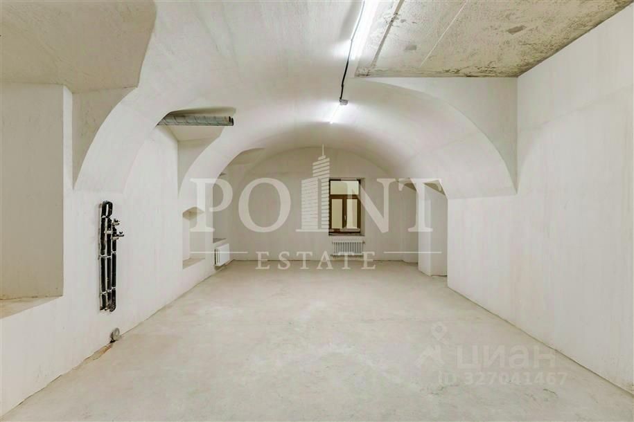 Продажа 3-комн квартиры на вторичном рынке улица Пречистенка, 33/19С2