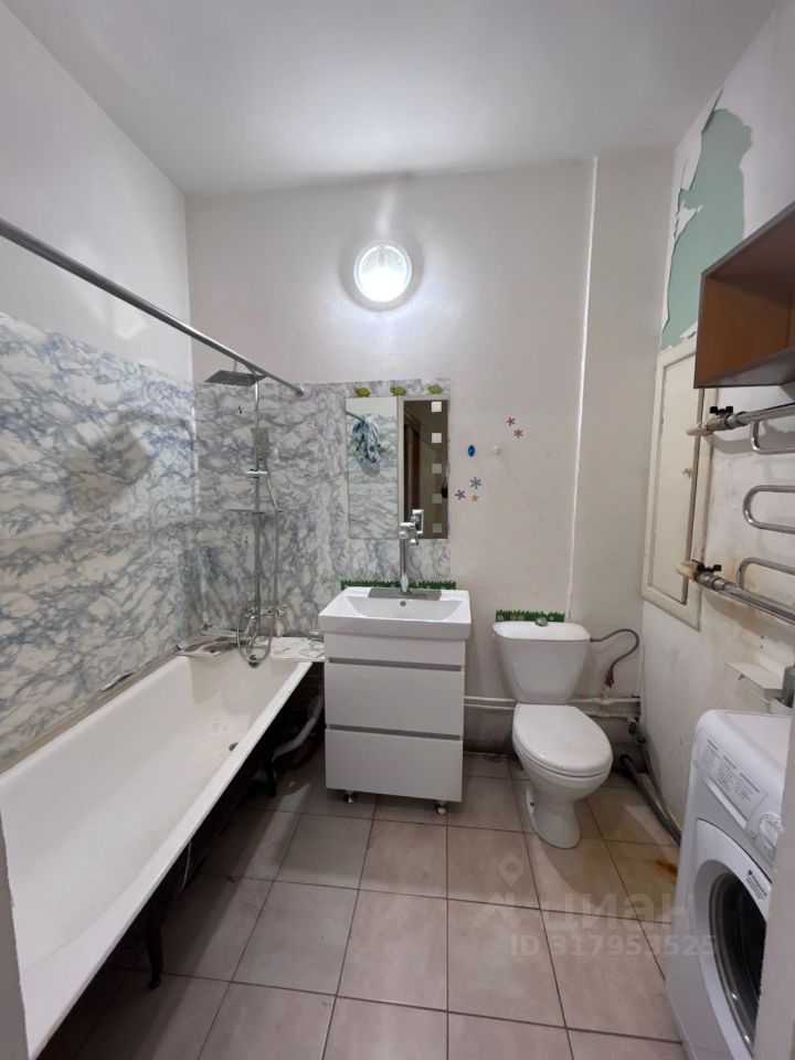 Продажа 1-комн квартиры на вторичном рынке Мытищи, Октябрьский проспект, 16