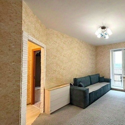 1-комн квартира Кировск, Набережная улица, 19