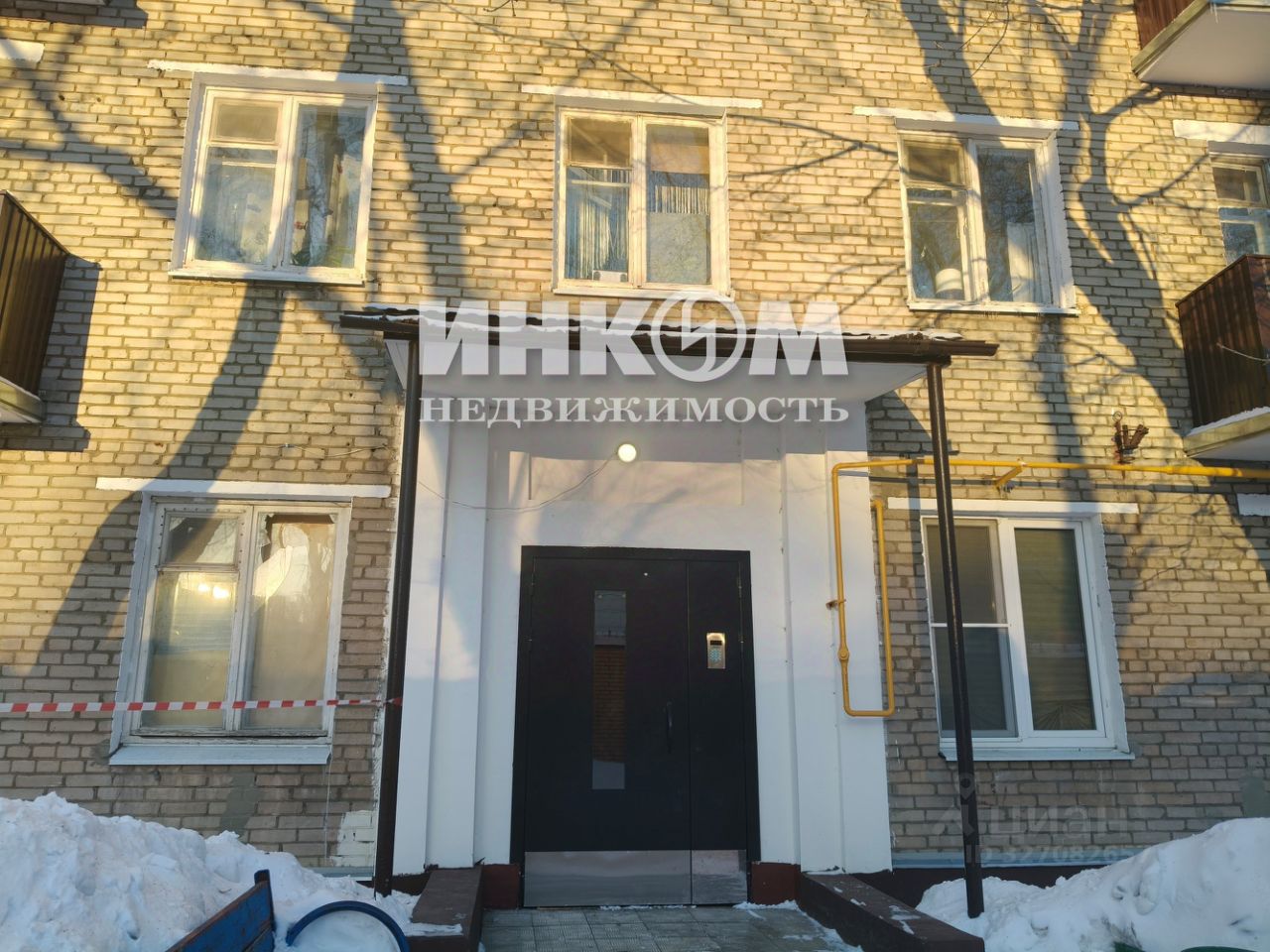 Продажа 2-комн квартиры на вторичном рынке улица Народного Ополчения, 52К3