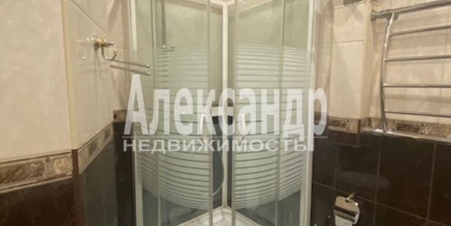 2-комн квартира Суворовский просп.,  д. 32,  к. Б