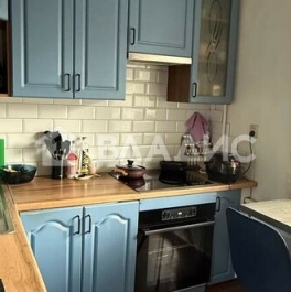 Продажа 1-комн квартиры на вторичном рынке Школьная улица,  д. 114 к2