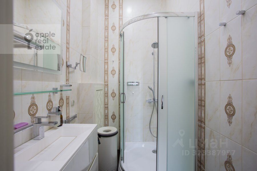 Аренда 2-комн квартиры на вторичном рынке Садовая-Триумфальная улица, 4/10