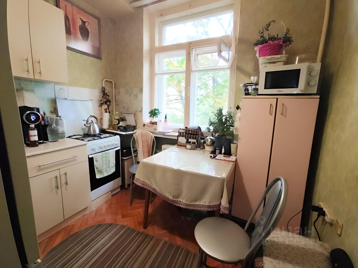 Продажа 2-комн квартиры на вторичном рынке Заводской проезд, 11