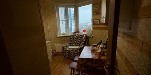 2-комн квартира Лухмановская улица,  д. 24