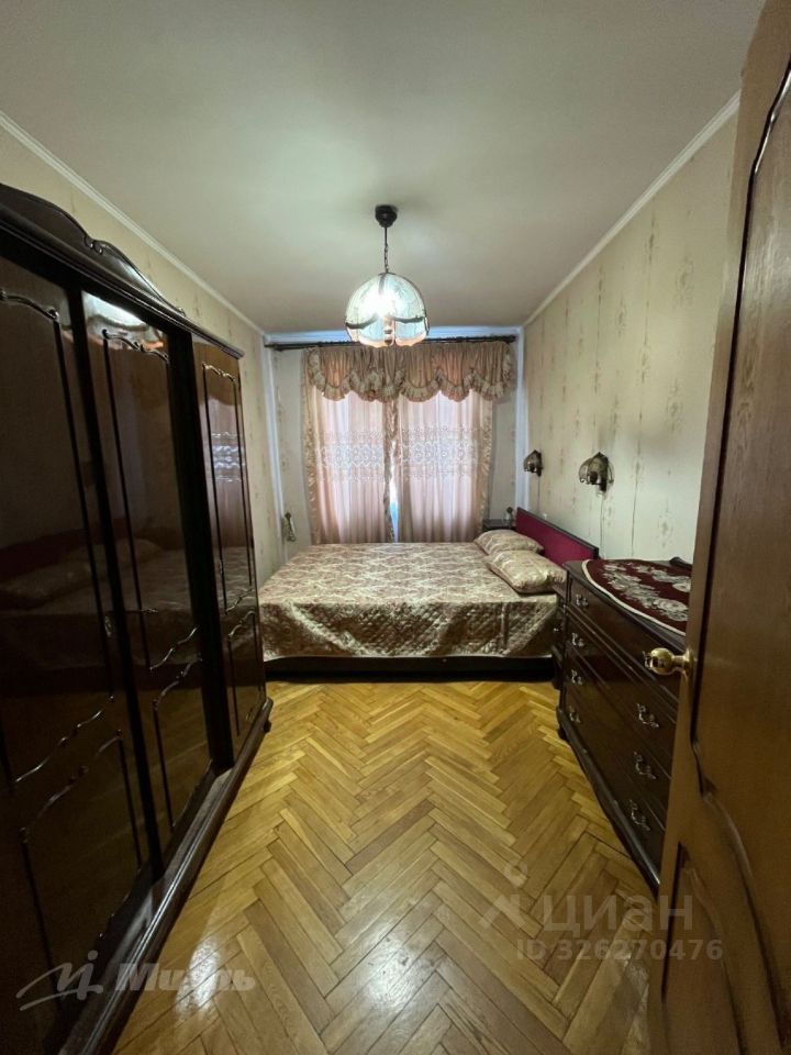 Аренда 2-комн квартиры на вторичном рынке Онежская улица, 53К1