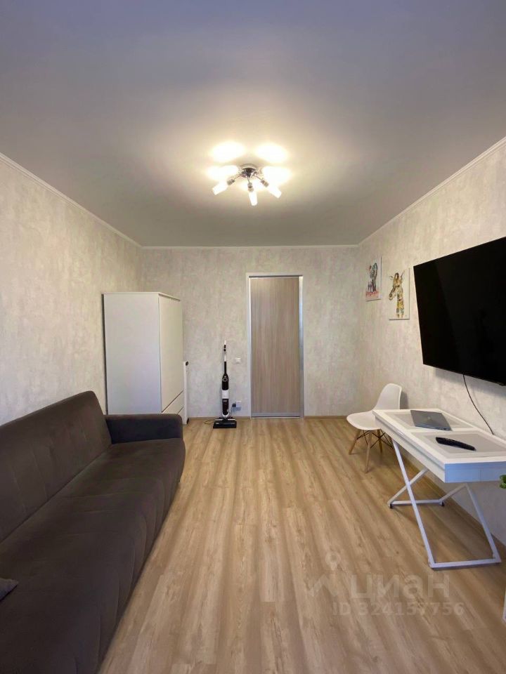 Продажа 3-комн квартиры на вторичном рынке улица Нижняя Масловка, 14