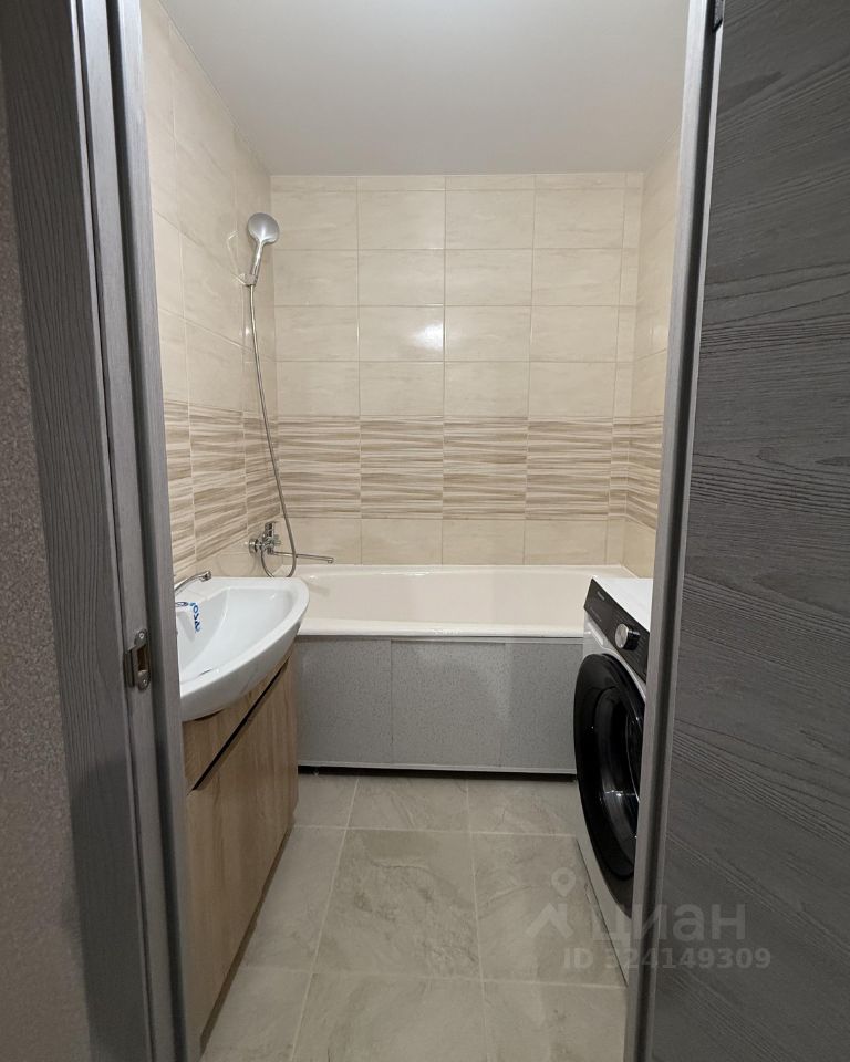 Продажа 2-комн квартиры на вторичном рынке Витебская улица, 3К1