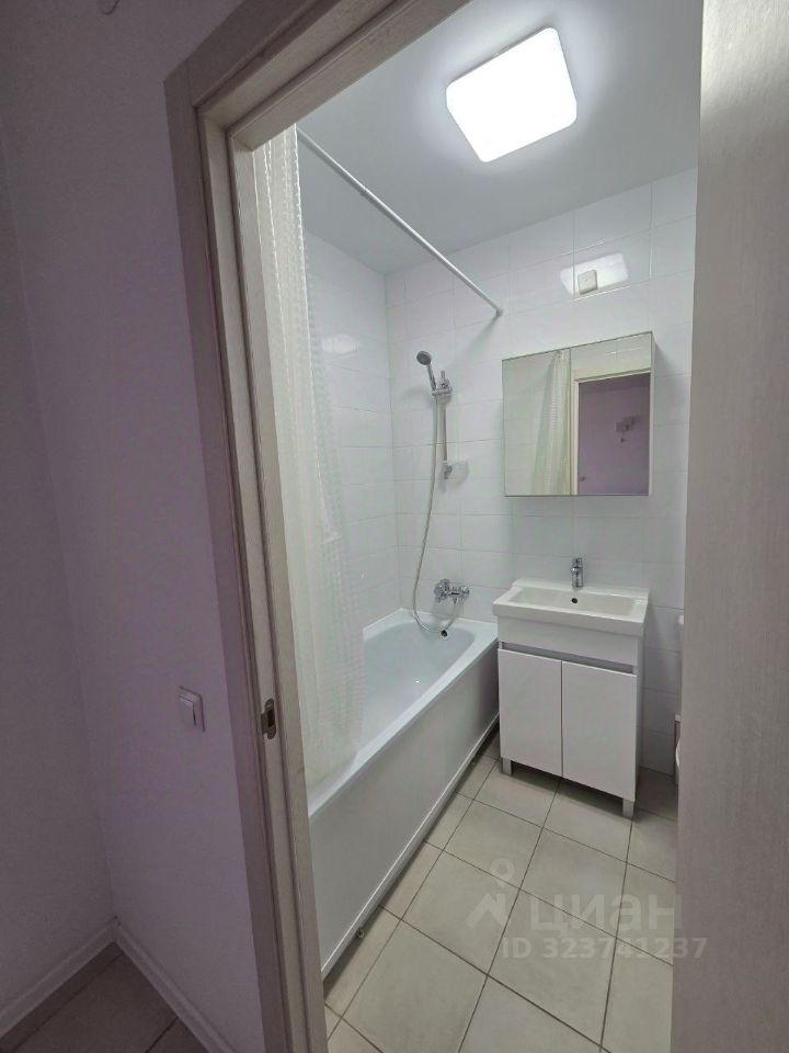 Аренда 1-комн квартиры на вторичном рынке Варшавское шоссе, 141Ак3