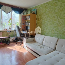 Продажа 2-комн квартиры на вторичном рынке улица Черкасова,  д. 13