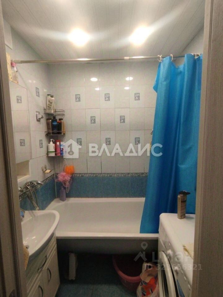 Продажа 3-комн квартиры на вторичном рынке улица Маршала Захарова, 12к2