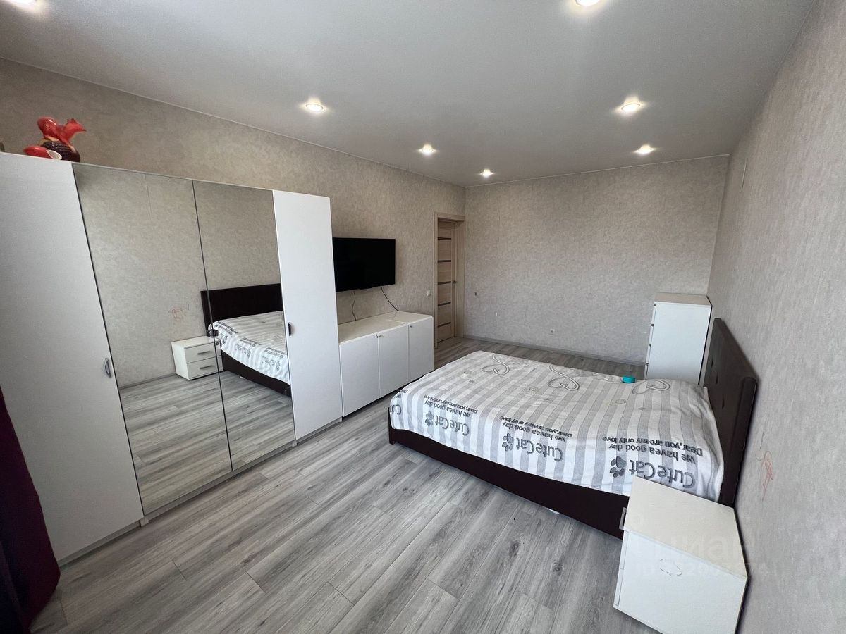 Продажа 3-комн квартиры на вторичном рынке Голубое пгт, улица Родниковая, 4