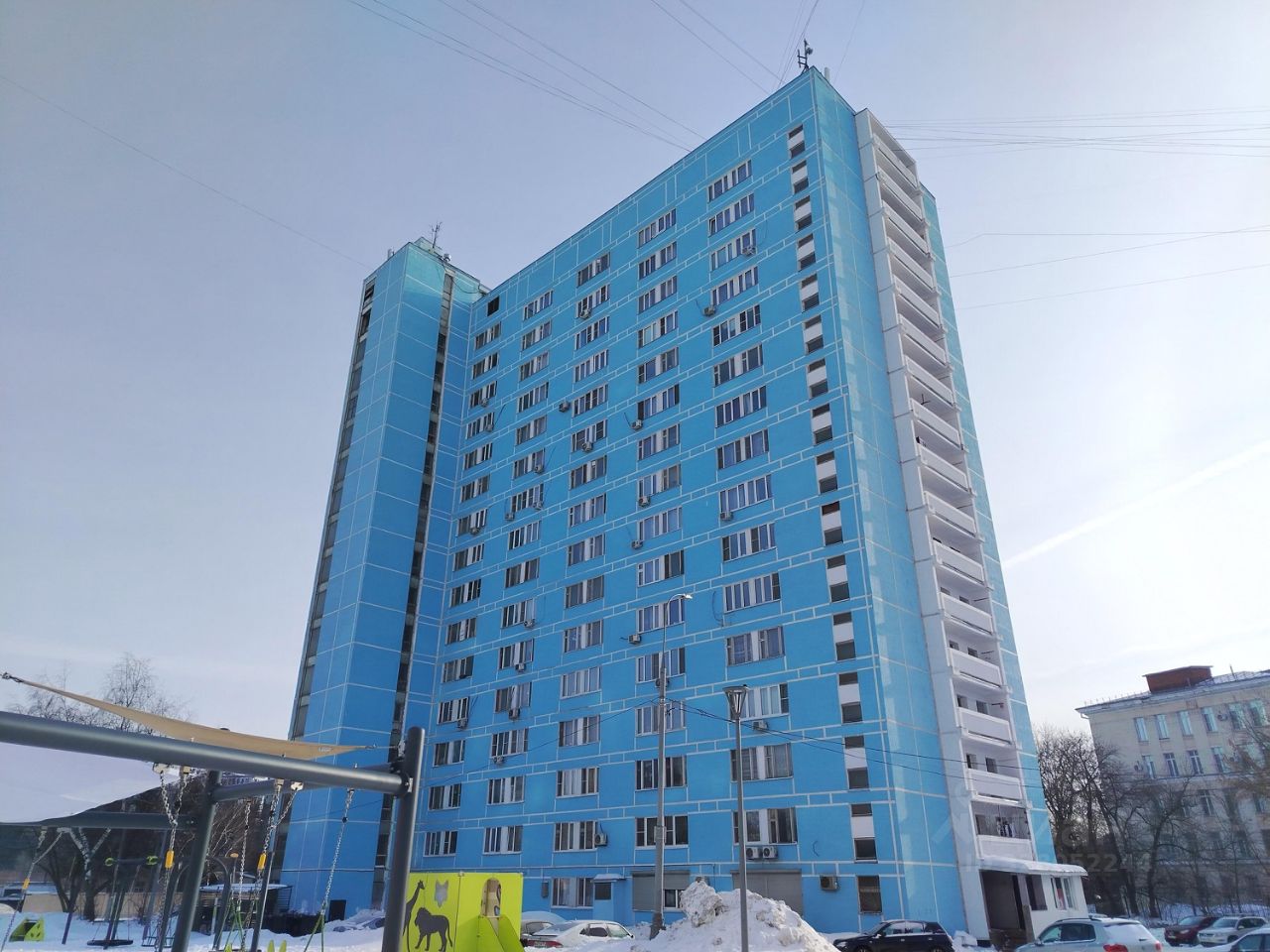 Продажа 2-комн квартиры на вторичном рынке Волочаевская улица,  д. 18