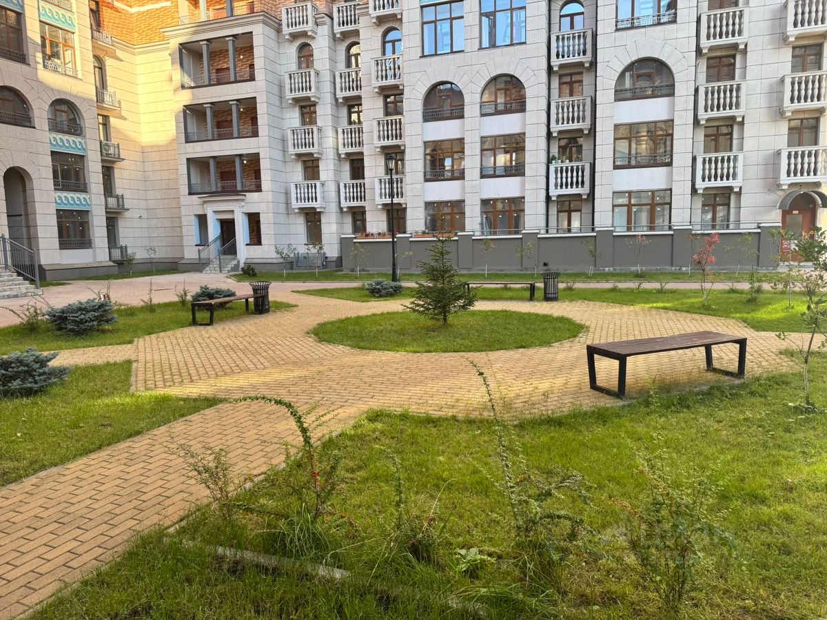 Продажа 2-комн квартиры на вторичном рынке Город-событие мкр, с. Лайково, 68