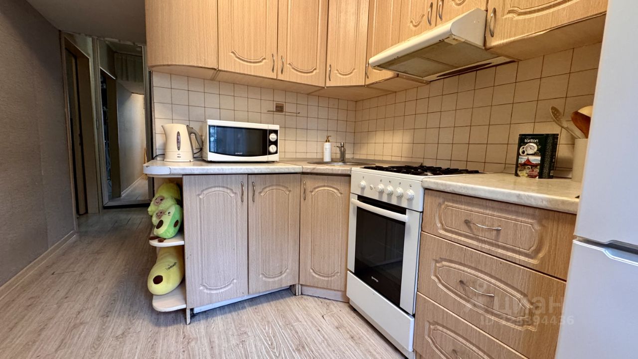 Продажа 1-комн квартиры на вторичном рынке 7-й кв-л, 2-й мкр,  д. 12Б