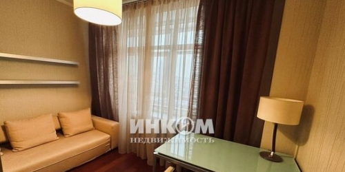 3-комн квартира улица Врубеля,  д. 8