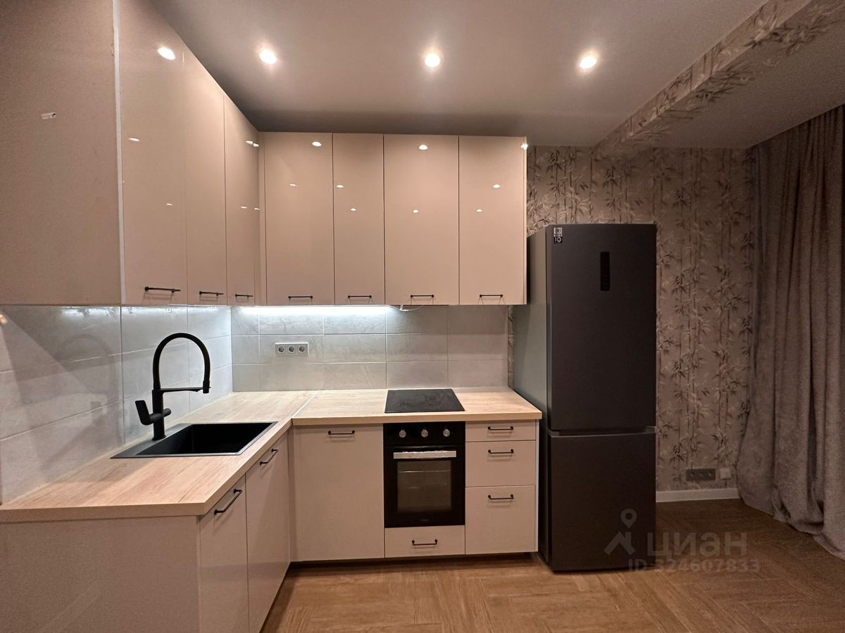 Продажа 1-комн квартиры на вторичном рынке бульвар Веласкеса, 1к2