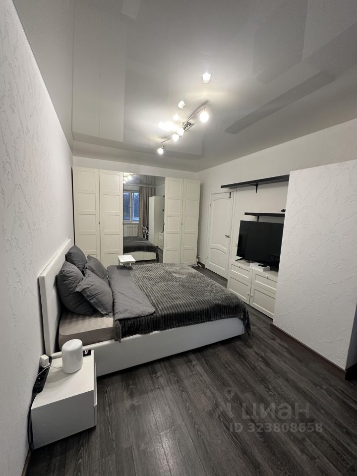 Продажа 1-комн квартиры на вторичном рынке 3-я Парковая улица, 7/17