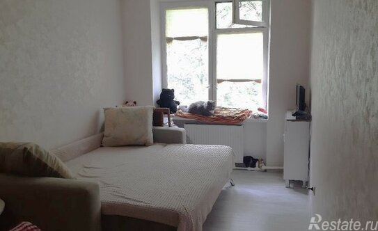 Продажа 3-комн квартиры на вторичном рынке улица Матроса Железняка,  д. 15