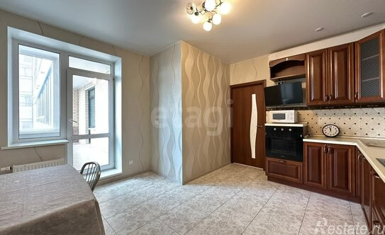 Продажа 2-комн квартиры на вторичном рынке Репищева улица,  д. 10 к1