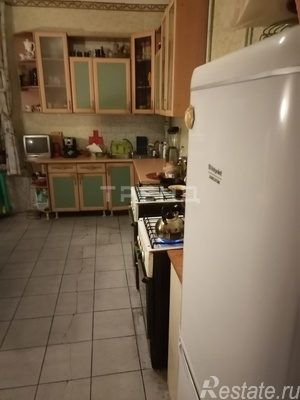 Продажа 4-комн квартиры на вторичном рынке Большая Московская ул,  д. 6