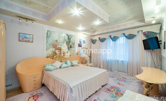 Продажа 5-комн квартиры на вторичном рынке Одинцово, ул Новоспортивная,  д. 4,  к. 2